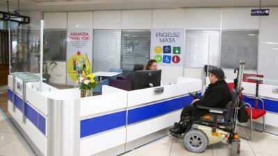 Belediye, “Engelsiz Masa” hizmetini, engelli danışma merkezinin ardından belediye ana