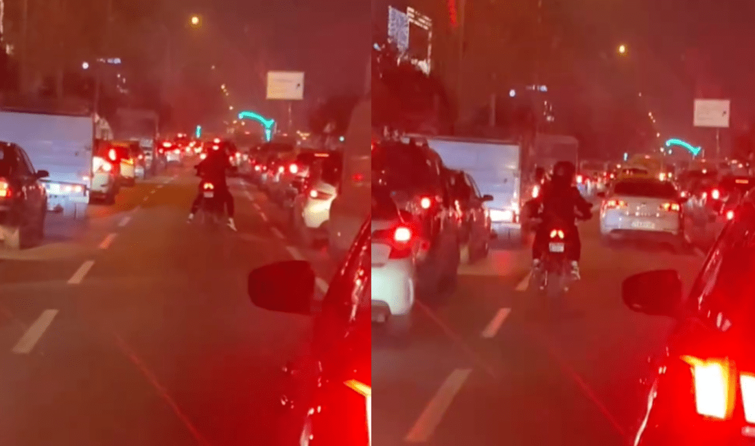 İzmir’de kahraman motorcu: 7-8 kaza atlatıp, acil hasta için yardım etti! İzmir'de, Yeşilyurt Devlet Hastanesi'ne acil bir hasta yetiştirilmesi için, motor