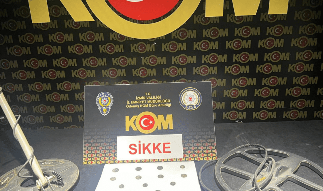 Roma, Helenistik ve Bizans dönemlerine ait olduğu düşünülen 13 sikke