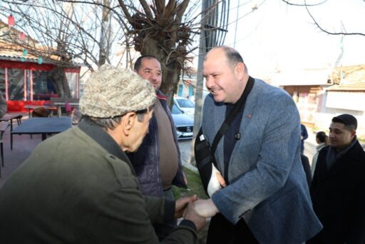 Göreve geldikten sonra aktif şekilde sahada olmayı sürdüren Menderes Belediye