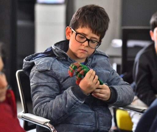 İzmir Çocuk Meclisi Bilgi ve Teknoloji Komisyonu üyesi çocuklar, İzmir