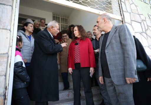 Karşıyaka Belediye Başkanı Yıldız Ünsal, İnönü Mahallesi’nde açılacak Kadın Danışma