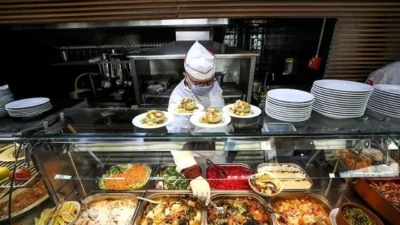 Japonya’nın Kyoto kentinde bulunan, Jiro tarzı ramenleriyle tanınan restoran, bir grup