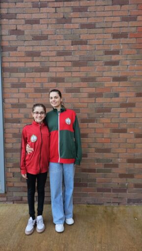 Karşıyaka Belediye Spor Kulübü Artistik Yüzme Takımı sporcusu Selin Güner,