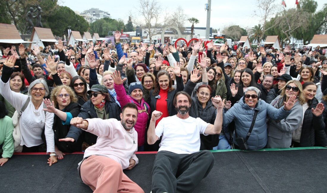 Karşıyaka Belediyesi, 14 Şubat Sevgililer Günü’nde 7’den 70’e her yaştan