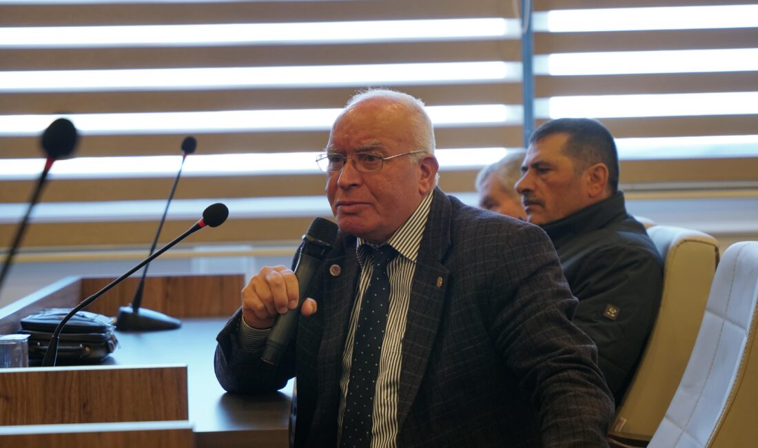 Kemalpaşa Belediye Başkanı Mehmet Türkmen, Kemalpaşa Mahalle Muhtarları ile bir