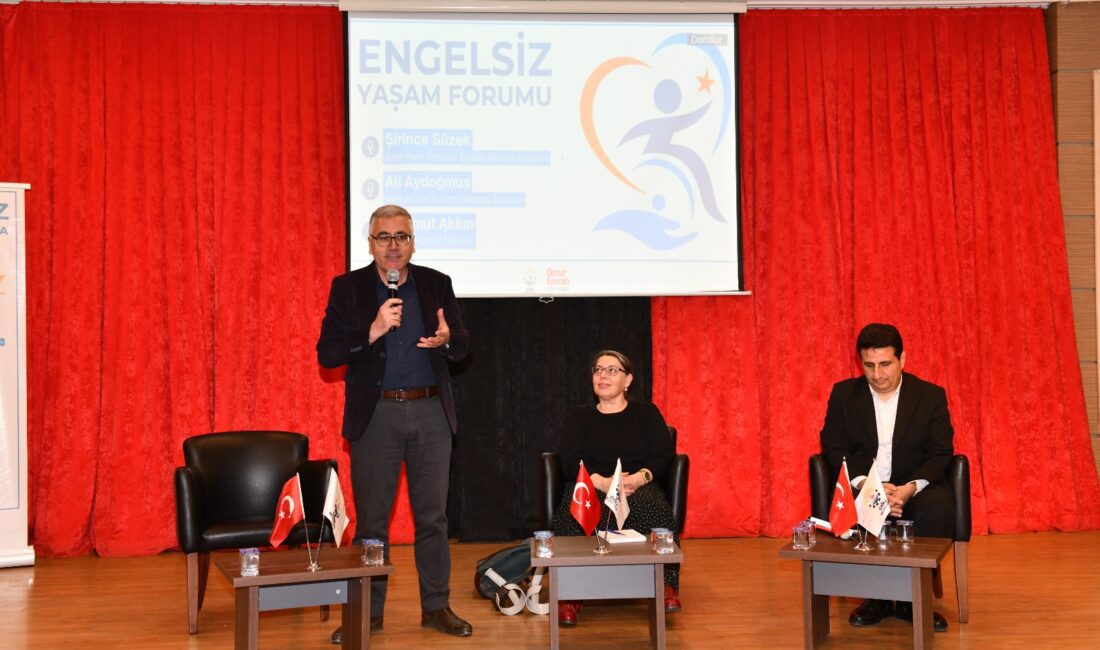 Çiğli Belediyesi tarafından düzenlenen Engelsiz Yaşam Forumu’nda engelli bireylerin hakları,