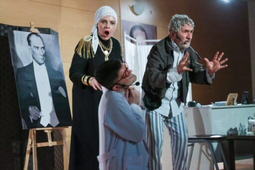 Buca Belediyesi, Taksiratli Şekibe adlı tek perdelik Rumeli tiyatro oyununa