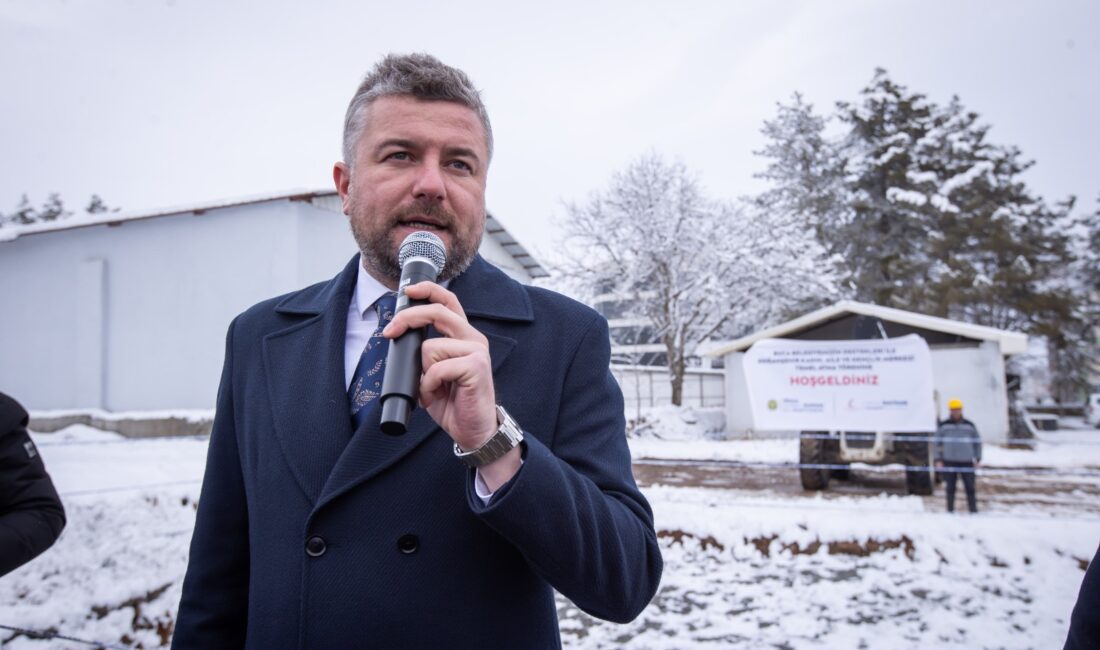 Kahramanmaraş merkezli depremlerden etkilenen Malatya’nın Doğanşehir ilçesiyle dayanışmasını sürdüren Buca