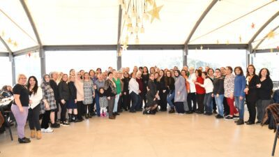 Çiğli Belediyesi tarafından, kadın kursiyerlere yönelik düzenlenen Dayanışma Buluşmasında birliktelik