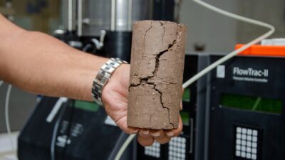 İzmir Büyükşehir Belediyesi kenti olası depremlere karşı dirençli hale getirmek