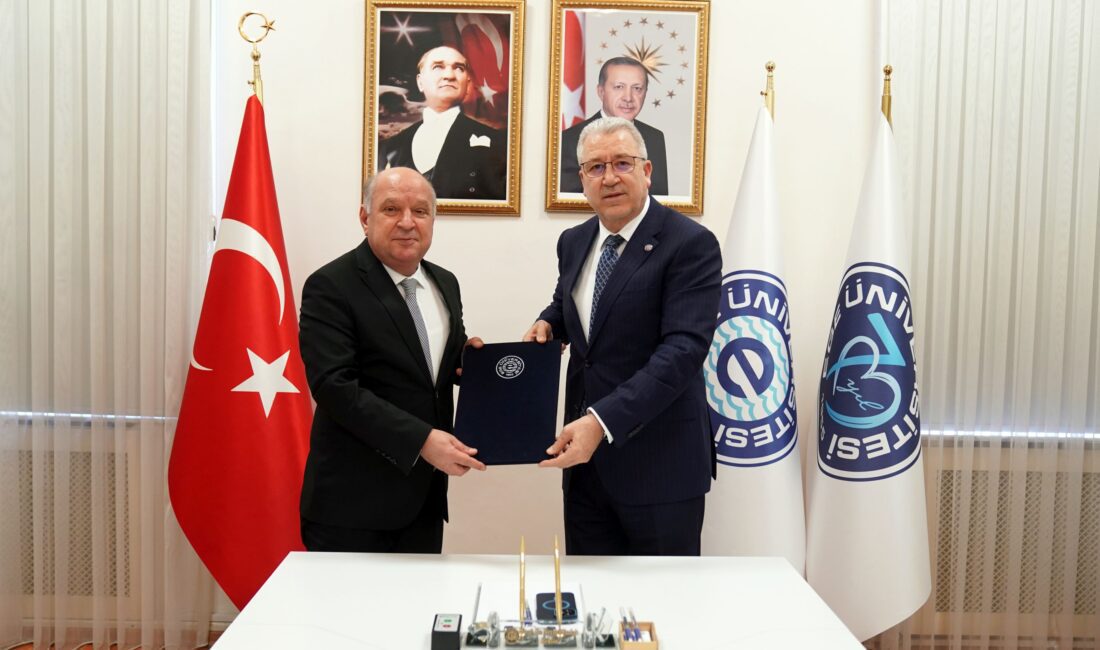 Ege Üniversitesi ile İŞKUR arasında “İŞKUR Gençlik Programı” protokolü imzalandı.