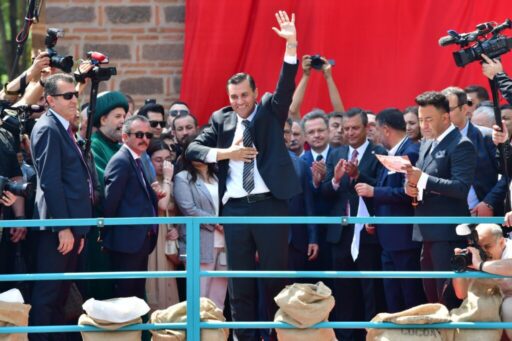 Manisa Büyükşehir Belediyesi, katılımcı yönetim anlayışıyla Manisalıların görüşlerini almaya devam