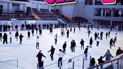 14 Şubat kutlamaları kapsamında Bornova’da Aşık Veysel Rekreasyon Alanı Buz