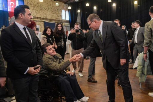 Gençlik Eylem Planı Çalıştayı’nın açılışını yapan Başkan Dr. Cemil Tugay,