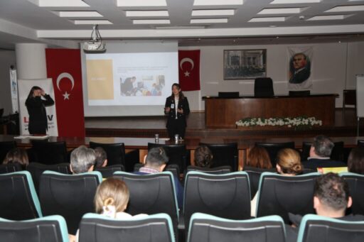 “Belediyeler LÖSEV ile bilinçleniyor” farkındalık semineri kapsamında, 1998 yılında Hematolog,