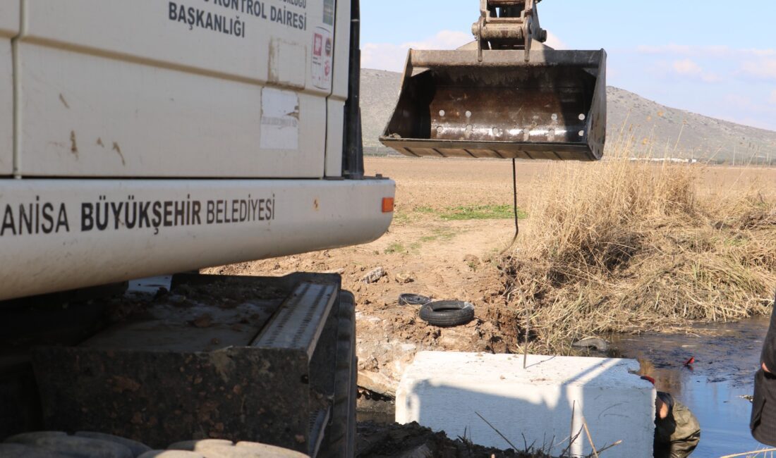 Manisa Büyükşehir Belediyesi, dere yataklarında yaptığı temizlik ve düzenlemeler ile