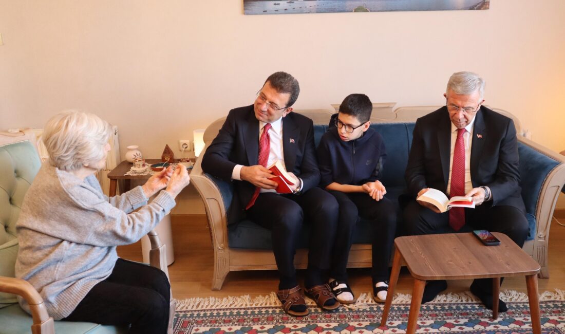 Mansur Yavaş ve Ekrem İmamoğlu’ndan Gönül Özdağ’a ziyaret Ankara Büyükşehir Belediye Başkanı Mansur Yavaş, İstanbul Büyükşehir Belediye Başkanı