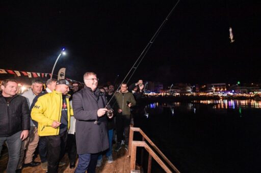 Mordoğan'da balık avı heyecanı