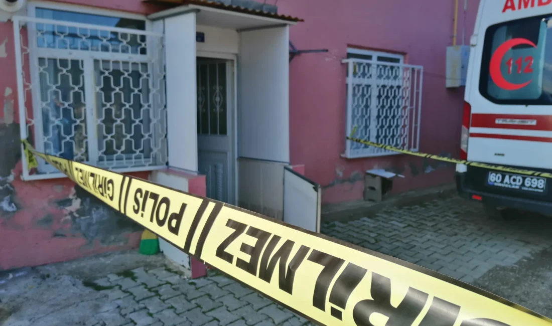 Oğlunu keserle öldürdü, Evlat katili oldu Tokat'ta bir baba tartışma yaşadığı oğlunu keserle öldürdü.