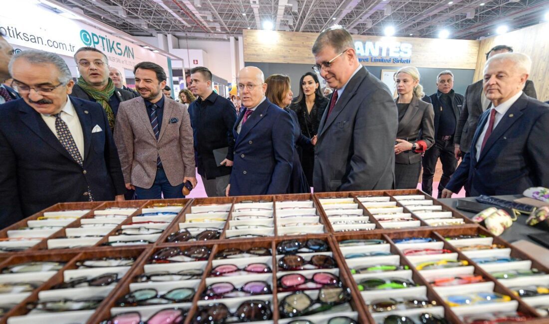Tugay: İzmir'de, optik sektöründeki en son teknolojilerin sergilendiği Optic World