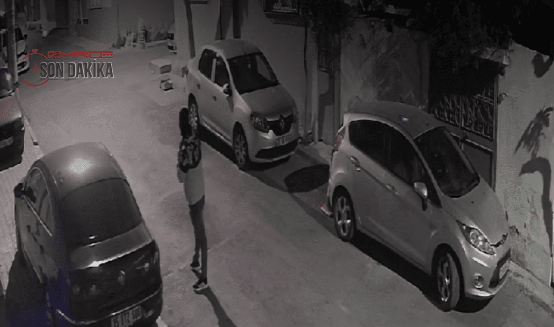 İzmir’in Bayraklı ilçesine bağlı Çay Mahallesi’nde gece saatlerinde motosiklet hırsızlığı