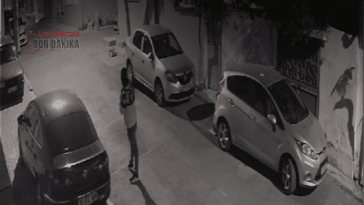 İzmir’in Bayraklı ilçesine bağlı Çay Mahallesi’nde gece saatlerinde motosiklet hırsızlığı