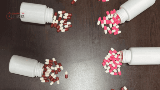 İzmir’in Bornova ilçesinde, uyuşturucu ve uyarıcı madde ticaretine yönelik gerçekleştirilen