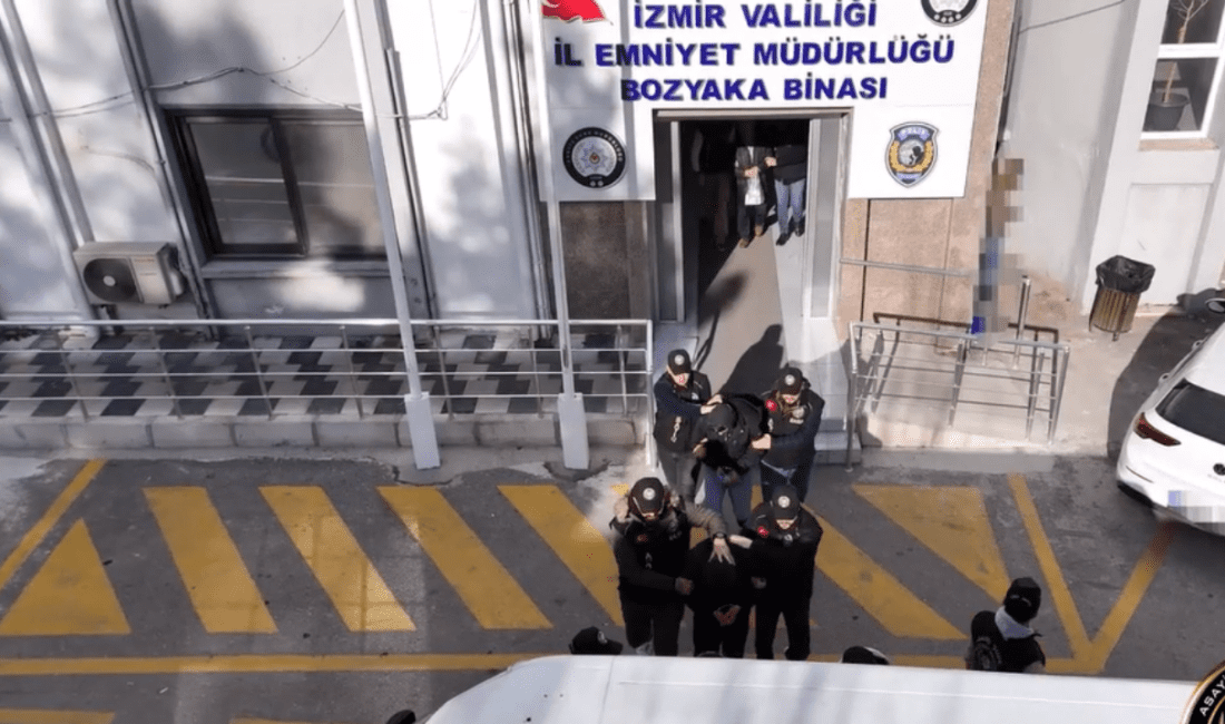 İzmir Bornova’da masaj salonlarına baskın! İzmir Cumhuriyet Başsavcılığı koordinesinde Asayiş Şube Müdürlüğü Ahlak, Teknik Takip