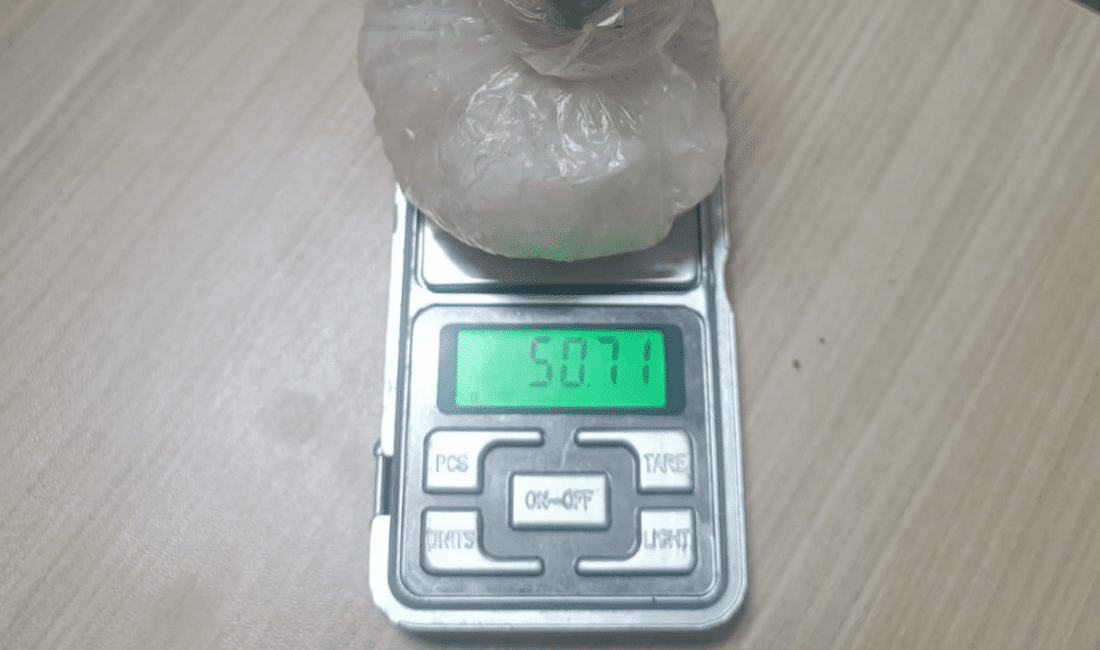 Bornova ilçe emniyet müdürlüğü devriye ekipler amirliği, uyuşturucuyla mücadelesini kesintisiz