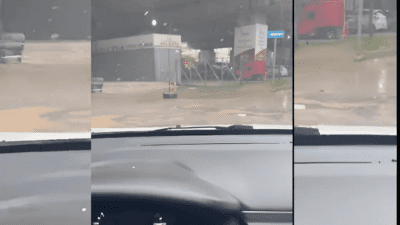 İzmir’in Bornova ilçesi Kazımdirik Mahallesi’nde yarım kalan yol çalışması, hem