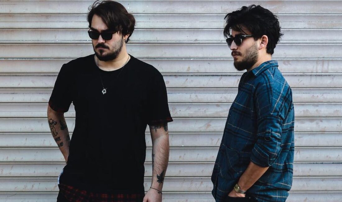 Türkçe Pop müziğin sevilen isimleri Yasir Miy ve Çağan Şengül, Ben