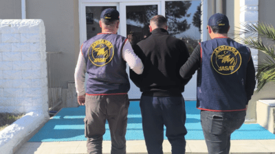 İzmir’de hakkında 6 ayrı suçtan toplam 25 yıl kesinleşmiş hapis