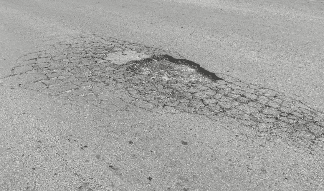 İzmir’in Bayraklı ilçesinde, Mehmet Akif Ersoy Anadolu Lisesi’nin bulunduğu bölgede