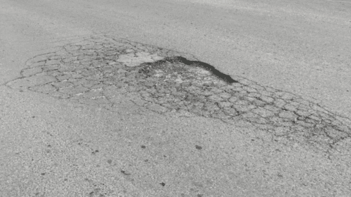 İzmir’in Bayraklı ilçesinde, Mehmet Akif Ersoy Anadolu Lisesi’nin bulunduğu bölgede