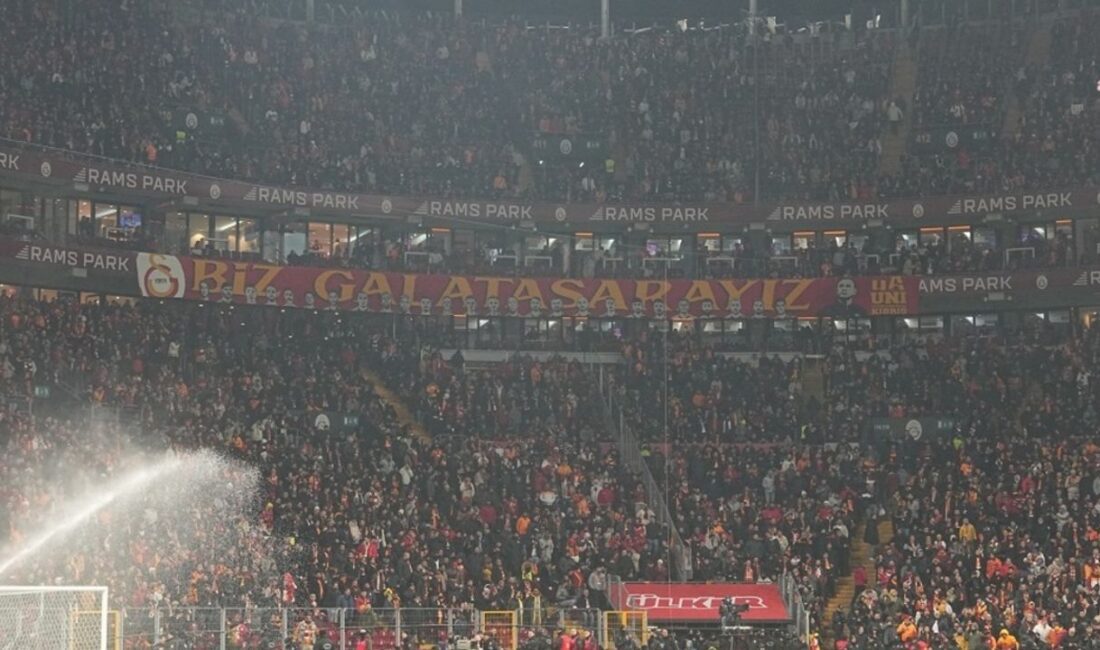  İstanbul Valisi Davut Gül, Galatasaray-Fenerbahçe karşılaşmasında stadyum güvenliğini ve tribün düzenini