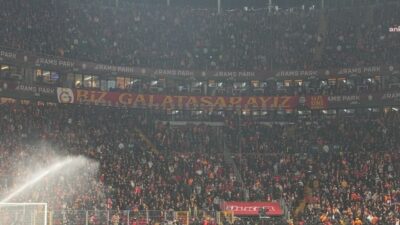  İstanbul Valisi Davut Gül, Galatasaray-Fenerbahçe karşılaşmasında stadyum güvenliğini ve tribün düzenini