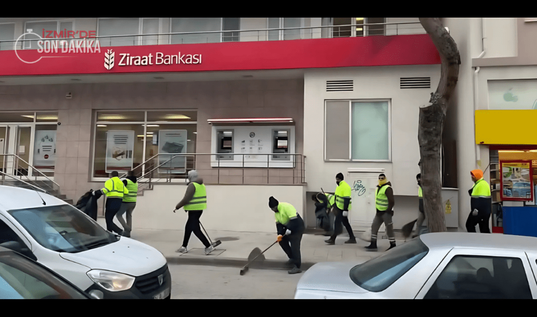 Dikili Belediyesi Temizlik İşleri Müdürlüğü ekipleri, ilçede çevre temizliğine yönelik