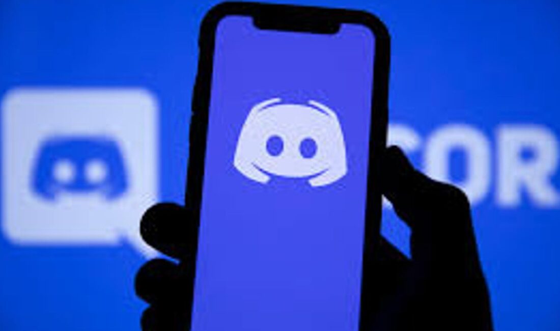 Discord’a erişim engelinin kalktığı yönündeki iddialar, sosyal medyada gündem oldu.