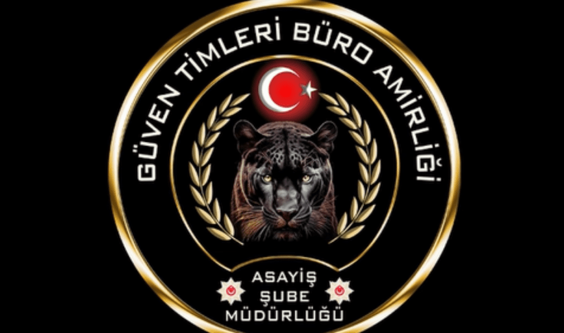 İzmir’in Karşıyaka ilçesinde göçmen kaçakçılığı ve dolandırıcılık suçlarından aranan şahıslara