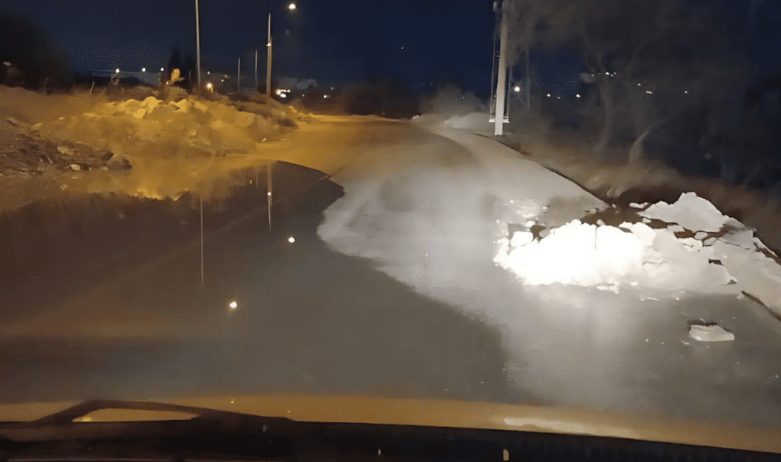 İzmir’in Menemen ilçesi Plastik İhtisas Organize Sanayi Bölgesi’nde yaklaşık iki