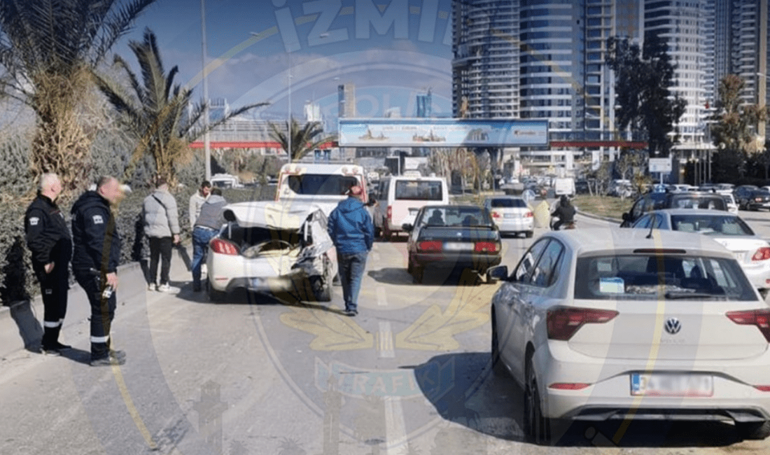 İzmir’in Konak ilçesi, Mürselpaşa Bulvarı üzeri Bornova istikametine doğru meydana gelen