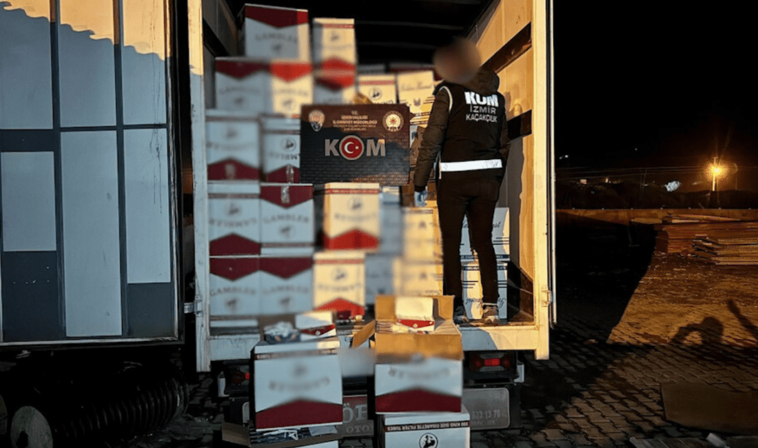 İzmir'in Kemalpaşa ilçesinde, kaçak tütün mamulleri ticaretini engellemeye yönelik başarılı