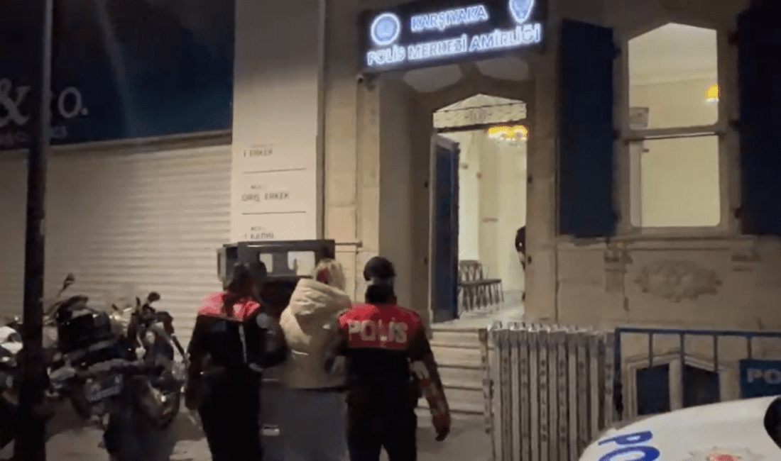 İzmir’deki Karşıyaka ilçesinde, dolandırıcılık suçundan 35 yıl 4 ay kesinleşmiş