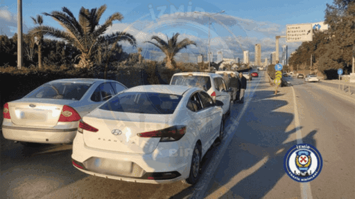 İzmir’in Konak ilçesi  Mürselpaşa Bulvarı’ndan Bornova istikameti yönü, Şaraphane Köprü