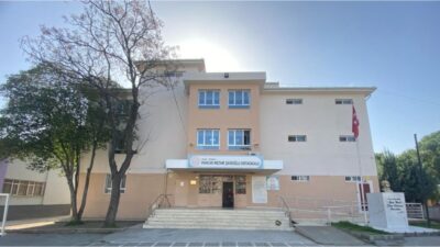 İzmir’in Torbalı ilçesinde bulunan Nezihe Şairoğlu Ortaokulu’nda yaşandığı iddia edilen