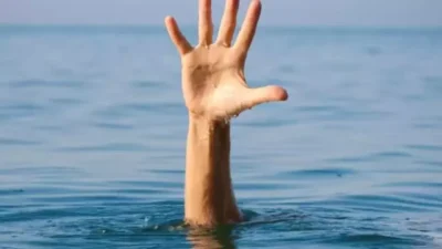 Rüyada boğulduğunu görmek, çeşitli anlamlar taşıyan bir rüya olabilir. Boğulmak,