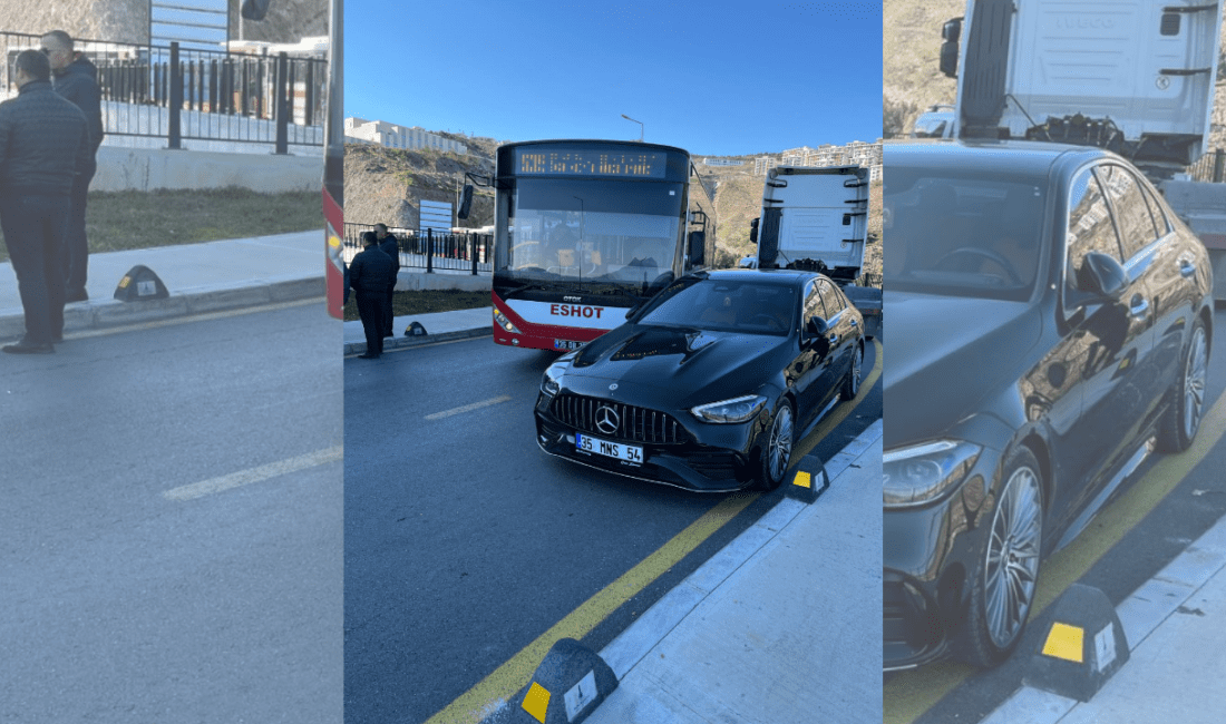 Şehir Hastanesi’ne giden yol üzerinde park edilen araçlar, trafikte büyük