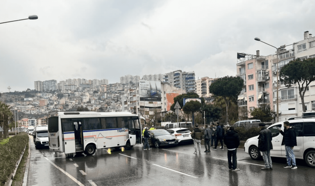 İzmir‘in Bayraklı ilçesi Altınyol’da meydana gelen trafik kazasında, hava koşullarının