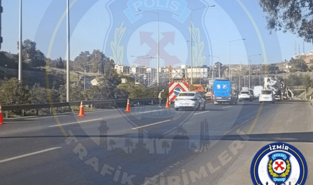 İzmir Bayraklı-Bornova yol ayrımından Karşıyaka istikametine doğru Tüneller mevkiinde, bariyer